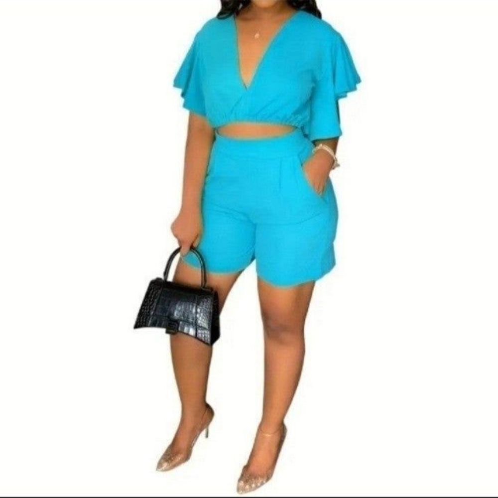 Ladies Flutter Sleeve Crop Top & High Waist Shorts Outfit sz X-large